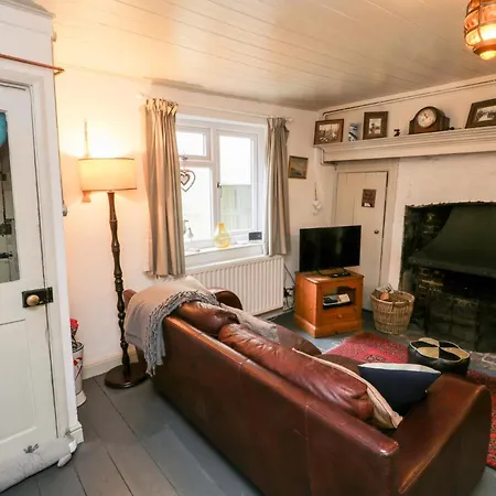 Inglenook Holiday home