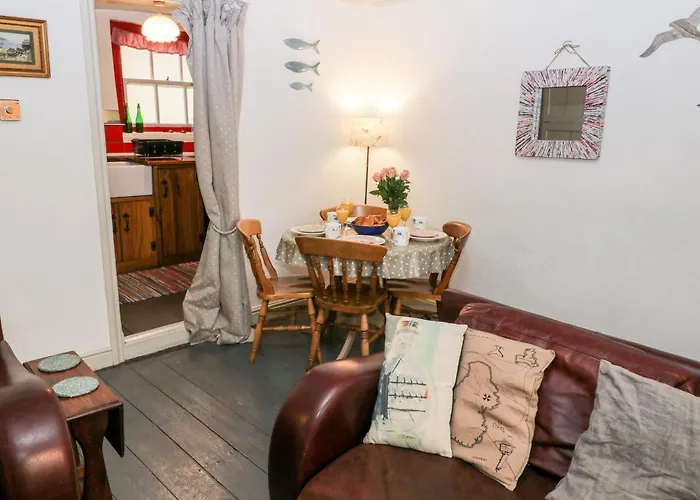 Holiday home Inglenook *